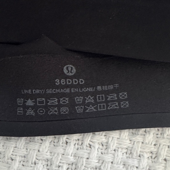 lululemon athletica Black Sports Bra - Picture 3 of 3